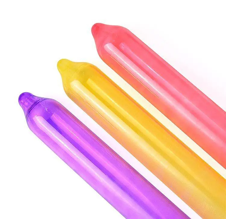 Презервативи Holographic Recare Fruit Flavour Condoms 12 шт, аромати: м'ята, банан, полуниця - фото 3
