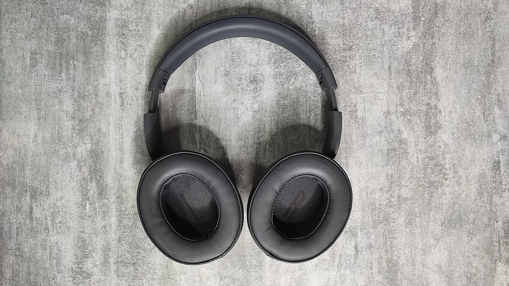 Беспроводные наушники Baseus Bass 35 Max Wireless, ANC, BT5.3, AUX, 600mAh, 30-50h, Grey A00070800821-00 - фото 8