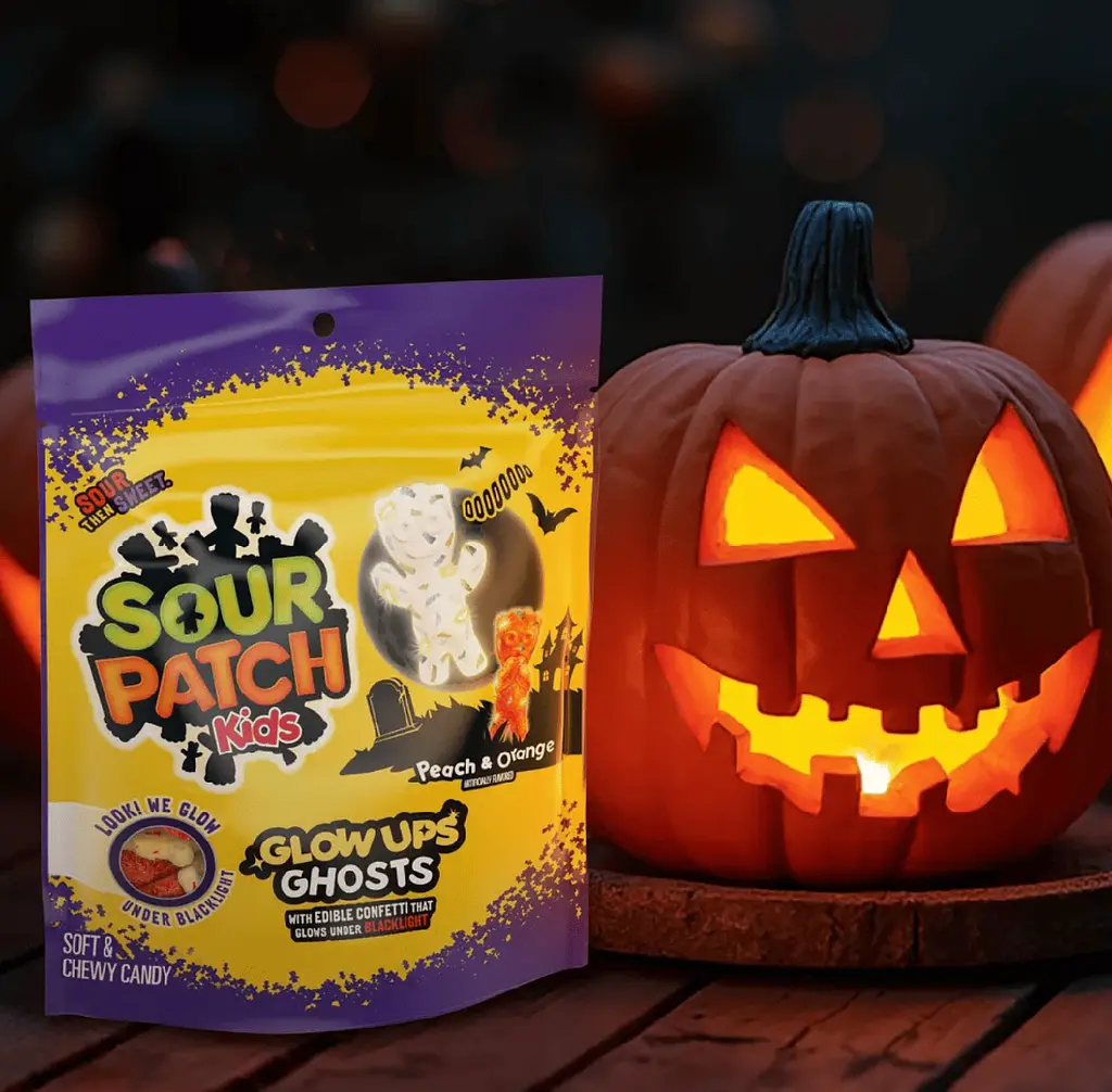 Жувальні цукерки Sour Patch Kids Glow Ups Ghosts Halloween Soft & Chewy Candy 237г - фото 5