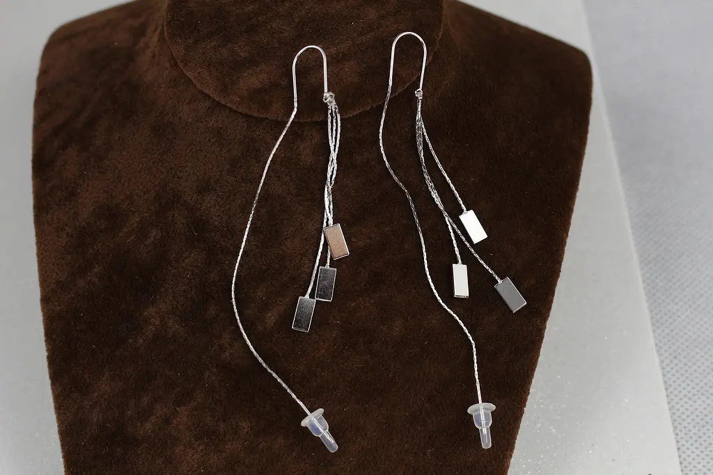 Сережки протяжки Xuping Jewelry три прямокутника 7,5 см сріблясті - фото 2