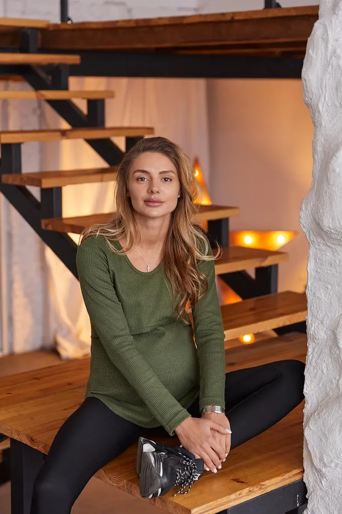 Лонгслів для вагітних зі зручним секретом для годування Avila XXL Lullababe Оливковий - фото 10