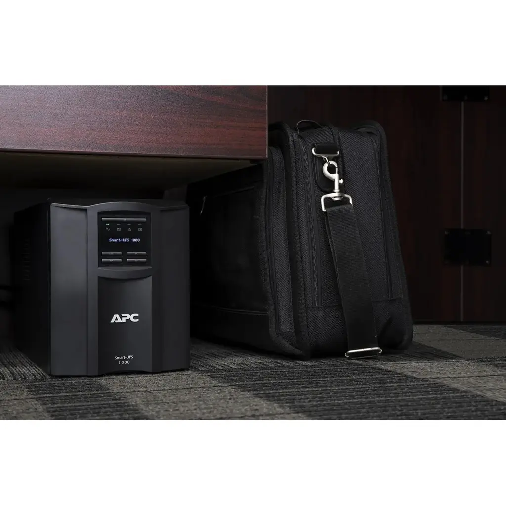 ИБП APC Smart-UPS 1000VA/700W, LCD, USB, SmartConnect, 8xC13 - фото 3