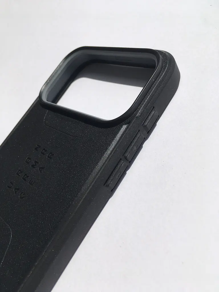 Чохол протиударний UAG Civilian MagSafe для iPhone 17 Pro Max Black 114546114040 - фото 3