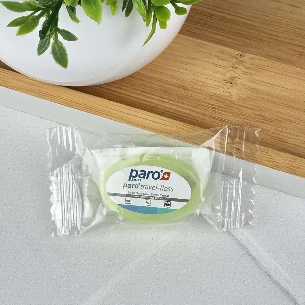 Зубна нитка Paro travel-floss дорожня, 5 м