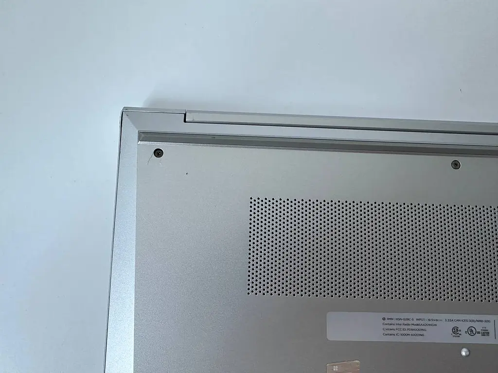 Ноутбук HP ProBook 650 G8 15.6" (i7-1185G7 / 8GB / SSD 256GB) б/в - фото 12
