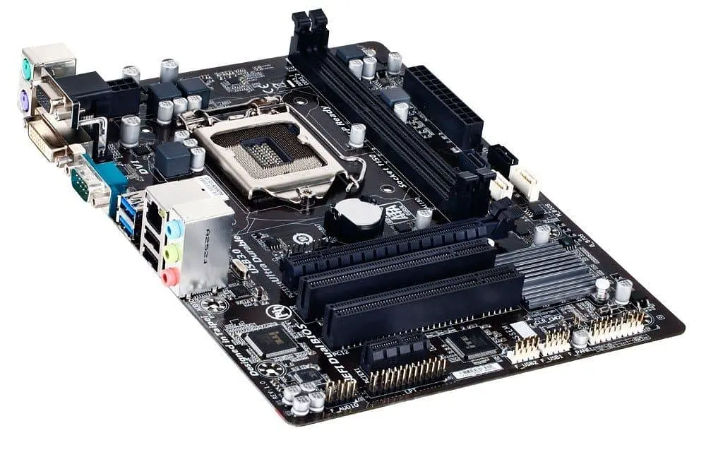 Материнська плата Gigabyte GA-H81M-S2PV ( (Socket 1150, Intel H81, Micro-ATX) Б/в,U1 - фото 2
