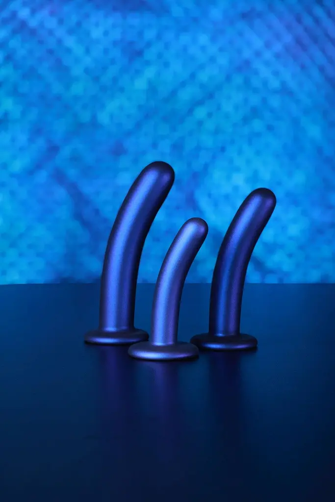 Фаллоимитатор Ouch! Smooth G-Spot Dildo 7apos;apos; 17.7 см (синий) - фото 13