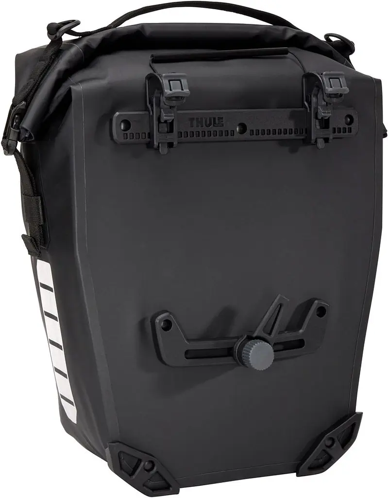 Велосипедна сумка Thule Shield Pannier Black 22 л (TH 3204916) - фото 2