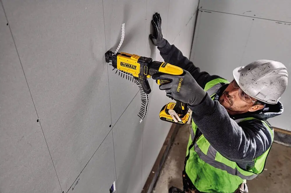 DeWALT Шурупокрут акумуляторний 18V XR Li-Ion безщітковий 30Нм 4400об·хв 1.08кг без АКБ і ЗП - фото 4