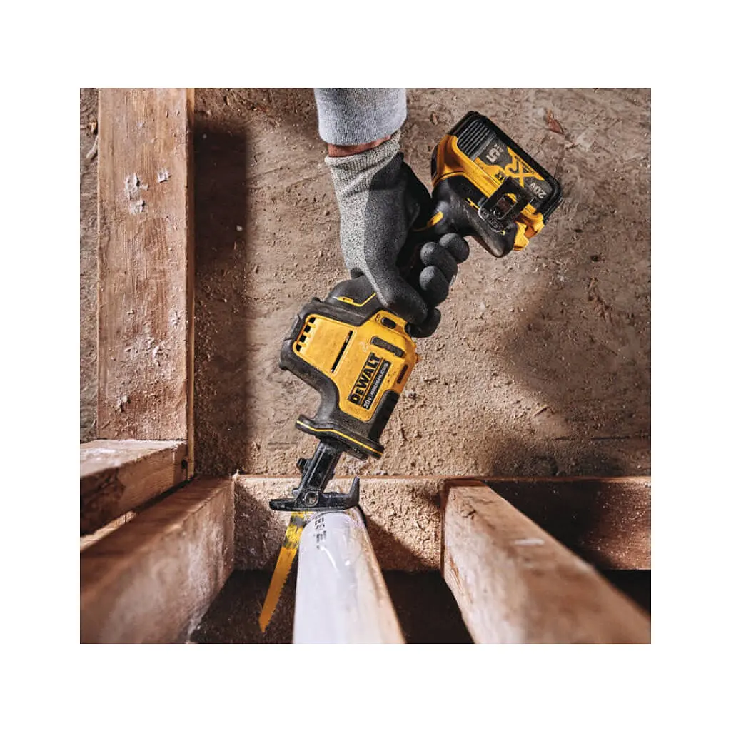 Шабельна пила DeWALT 18В XR Li-lon, 0 - 2800 ход/хв, 1.43 кг (без АКБ та ЗП) (DCS369N) - фото 8