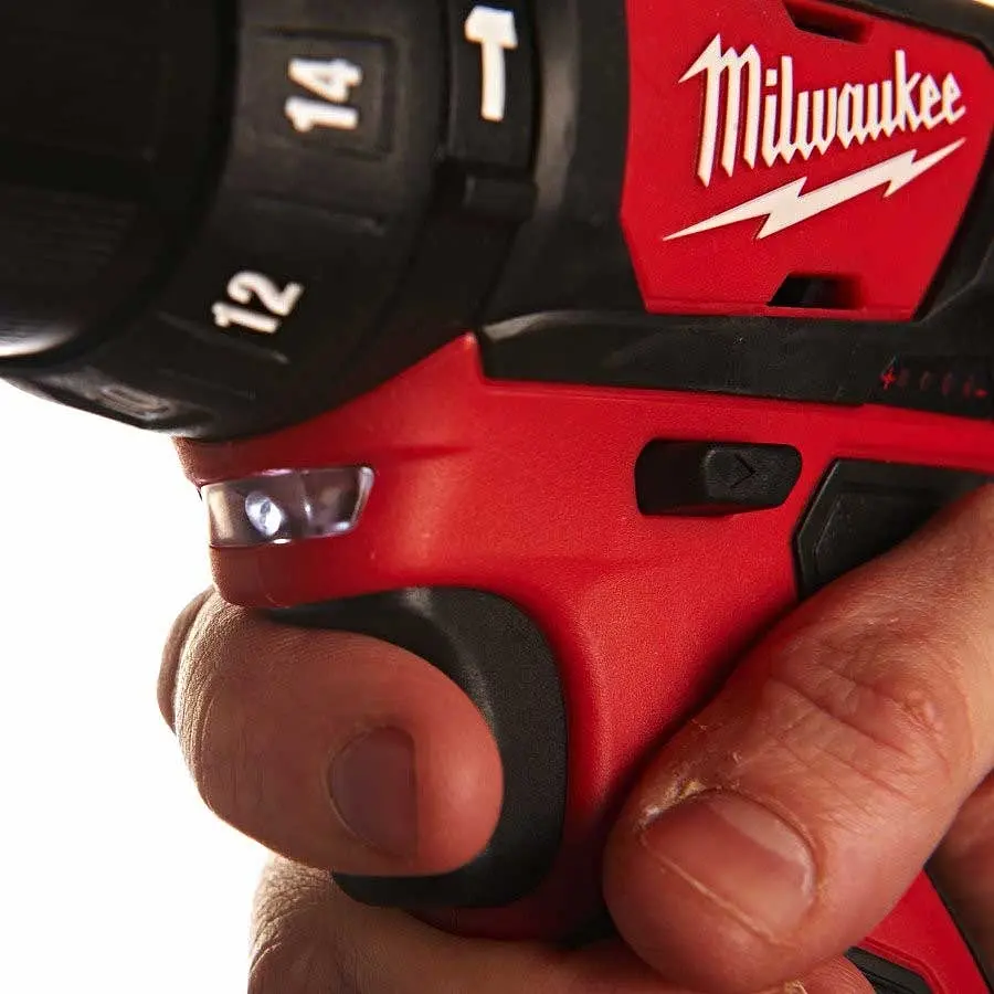 Шурупокрут-дриль акумуляторний Milwaukee M12 BPD-202C 12В 2х2 А/год 30 Нм 0·1500 об/хв ЗП C12C жилет кейс 1.2 кг - фото 8