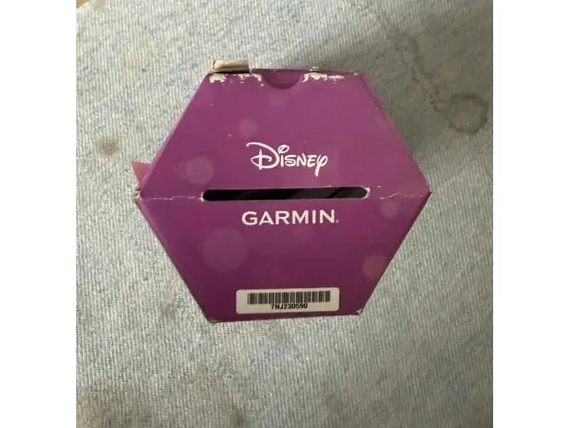 Дитячий фітнес-браслет Garmin Vivofit Jr. 3 Disney Princess (010-02441-12/62/32) (уцінка) - фото 6