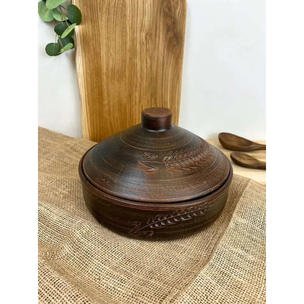 Сковорода 3 літри керамічна (глиняна) з кришкою різьблена Колосок - фото 2