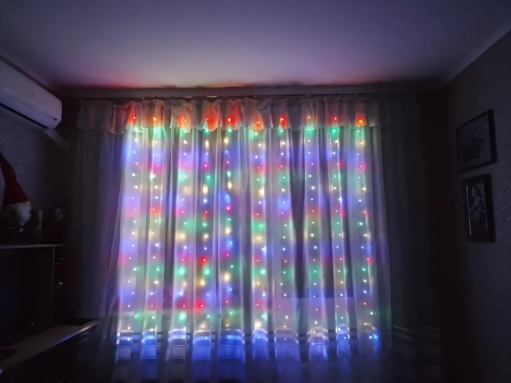 Гірлянда-штора різнокольорова 3x2м 200LED XPRO (46833-_276) - фото 4