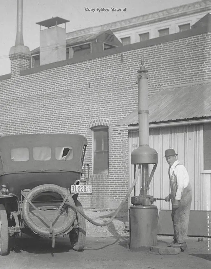 Gas Stations: An Illustrated History - фото 3