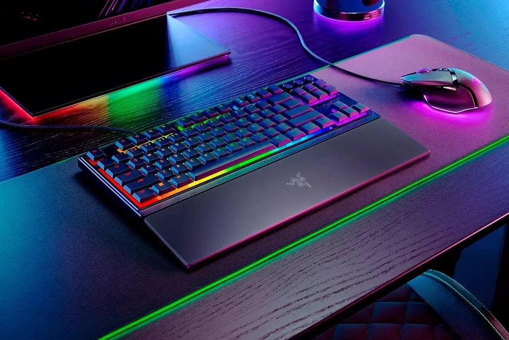 Клавіатура Razer Ornata V3 TKL RGB Mecha-Membrane Switch UKR (RZ03-04881800-R371) [102013] - фото 8