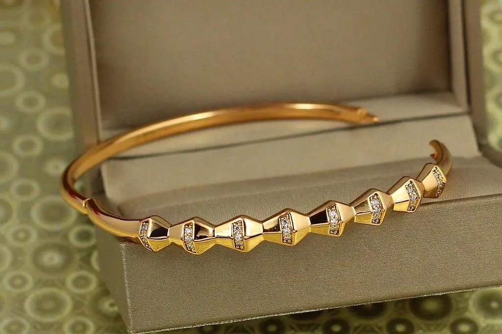 Браслет бенгл Xuping Jewelry гармошка 60 мм на руку від 17 до 19 см золотистий - фото 2
