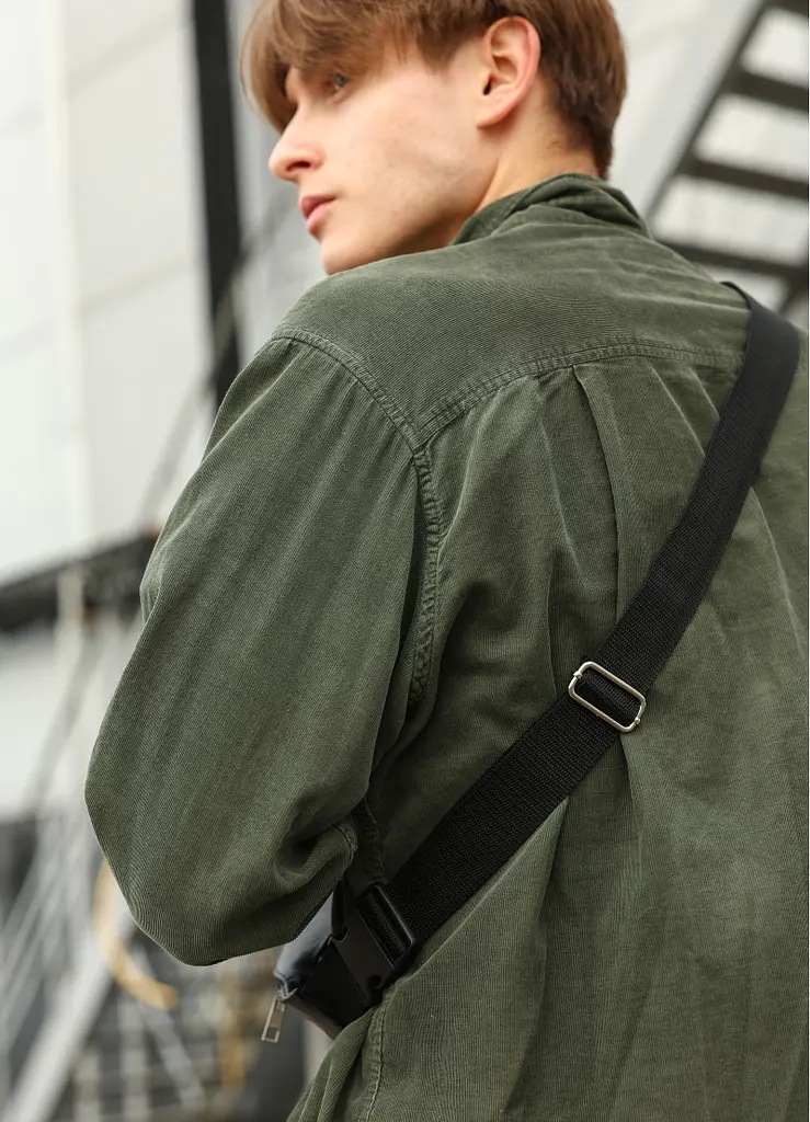 Мужская кожаная сумка бананка Sambag Tirso PSO черная 31 × 16 × 5 см (81119001m) - фото 8