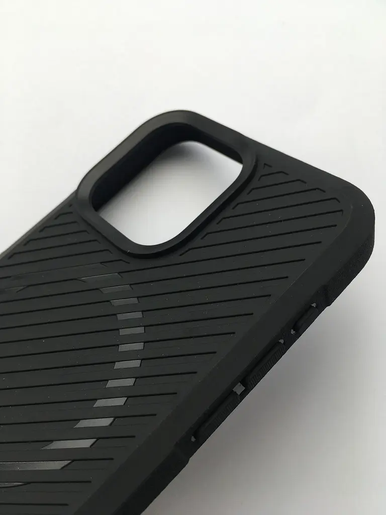 Оригінальний протиударний чохол Iphone 15 Pro Max Spigen Core Armor MagSafe (MagFit) Black ACS06442 - фото 9