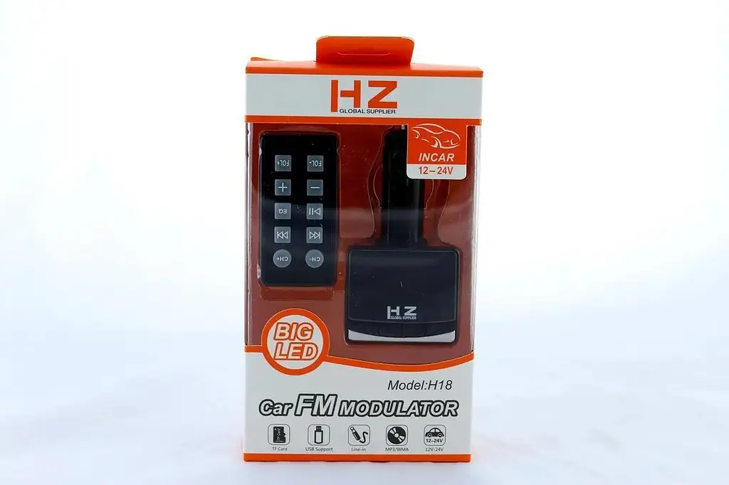 FM-трансмітер модулятор у машину HZ Bluetooth / AUX H18 з дисплеєм та пультом - фото 2
