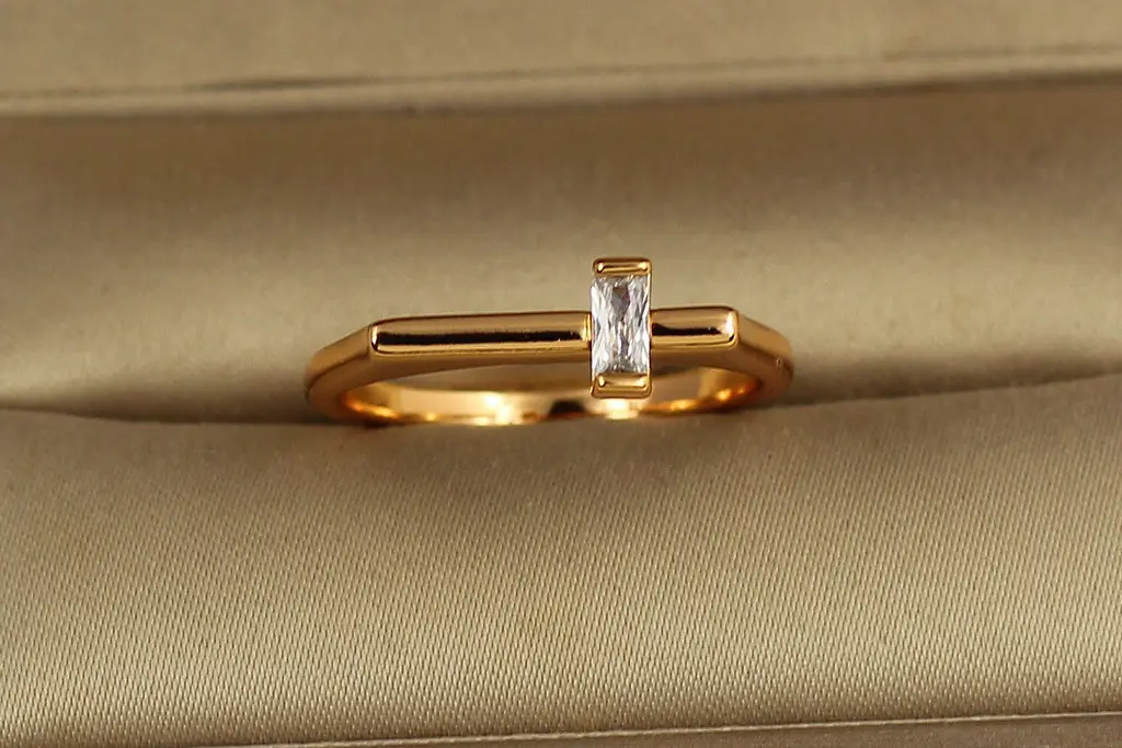 Кільце Xuping Jewelry Лаконізм р 16 золотисте - фото 2