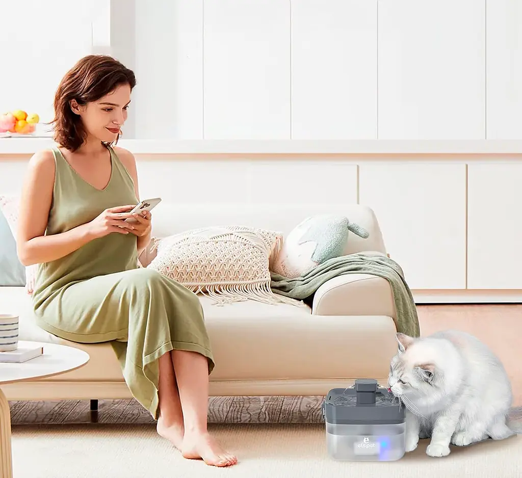 Фонтан для кота ELS PET 1,5 л з LED підсвіткою та фільтром, Прозорий - фото 4