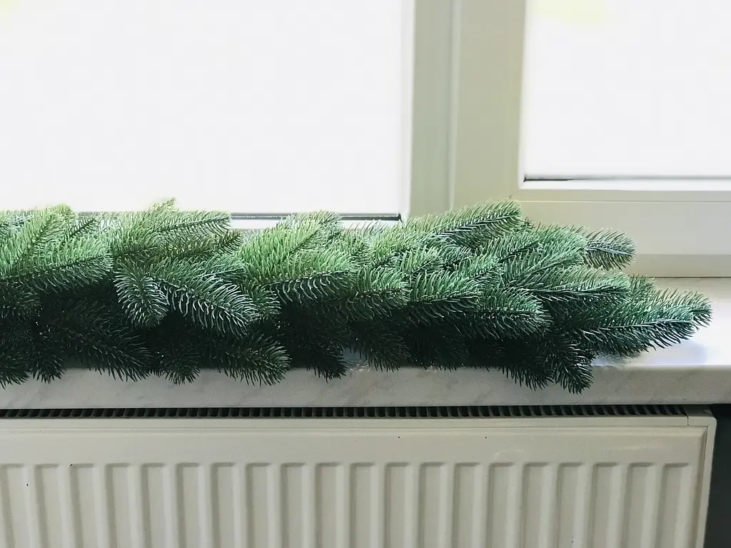 Хвойні гірлянди Hvoya Lux литі зелені (4 шт. x 2 м) - фото 7