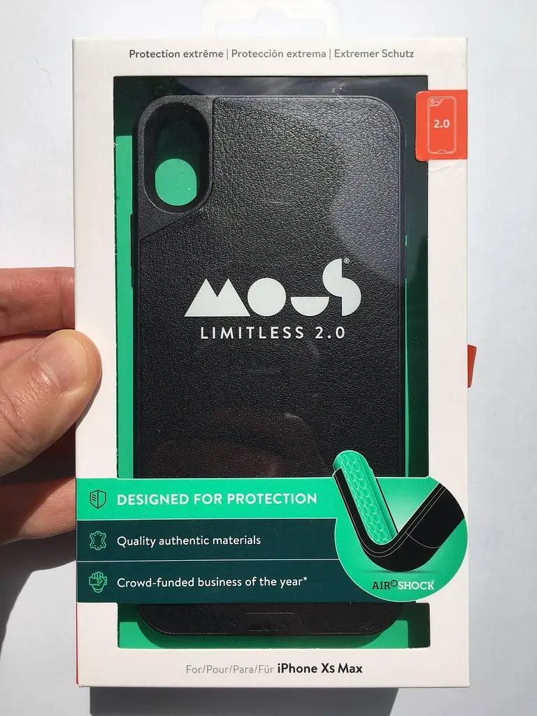 Оригинальный противоударный кожаный чехол для Apple iPhone XS MAX MOUS Leather Case Black - фото 7