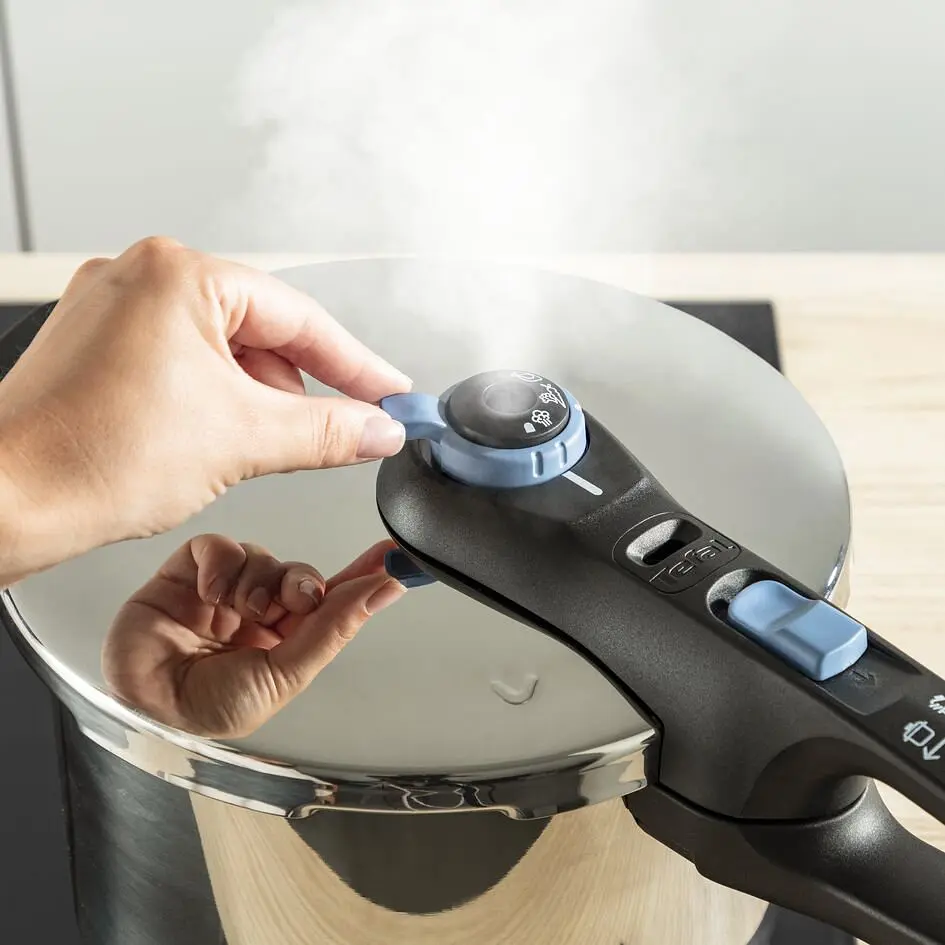 Скороварка Tefal Secure Trendy з паровим кошиком 6 л (P2580701) - фото 5