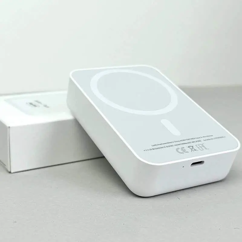 Power Bank MagSafe Battery Pack 10000 mAh магнітний бездротовий зарядний пристрій 20 Вт - фото 3