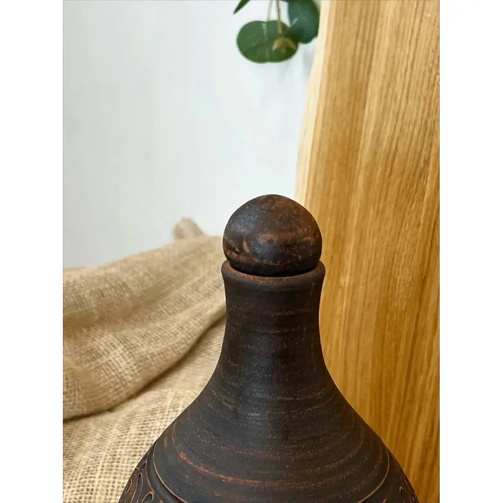 Бутылка 1 литр керамическая (глиняная) резная без ручки декор - фото 8