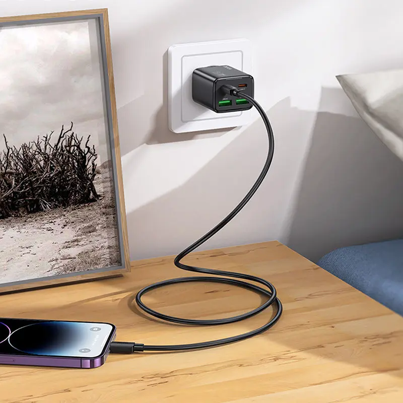 МЗП Hoco N56 Fundador PD30W four-port (2USB-A/2C) + кабель Type-C to Lightning Black - фото 5