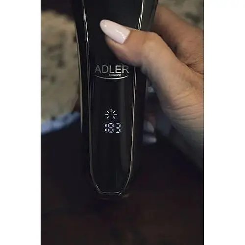 Аккумуляторная бритва Adler AD 2933 IPX7 до 180 мин работы 3 головки водонепроницаемая - фото 7