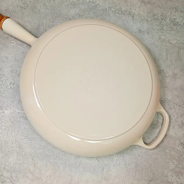Сковорода универсальная Le Creuset Signature Frying Pan 28 см безе 20258287160422 - фото 5