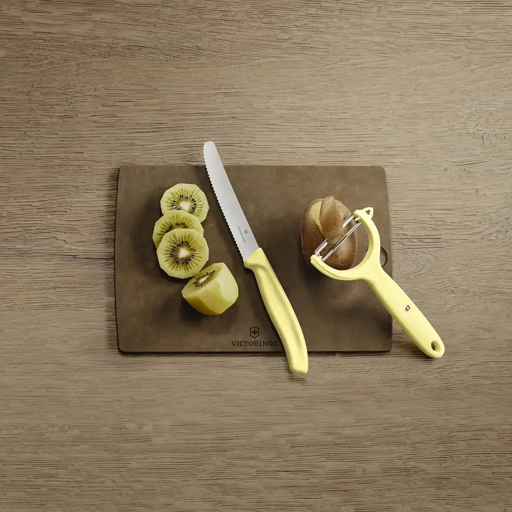 Набір ножів Victorinox SwissClassic Paring Set Tomato and Kiwi Yellow (6.7116.23L82) - фото 3