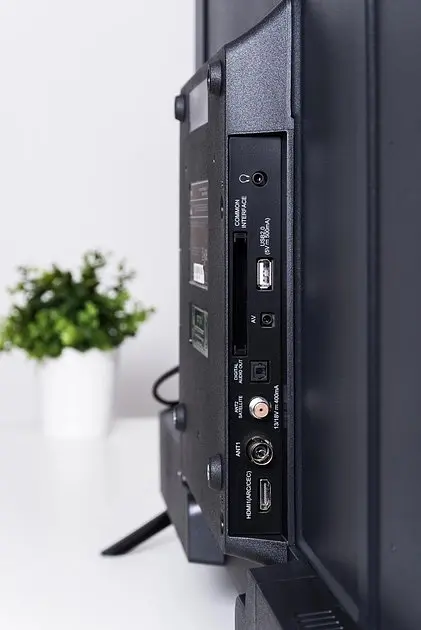 Телевизор 40 дюймов смарт на Андроид — Ergo LED Full HD 40" (40GFS5500) - фото 4