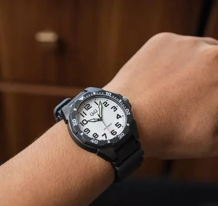 Годинник Q&Q VS44J001Y - фото 4