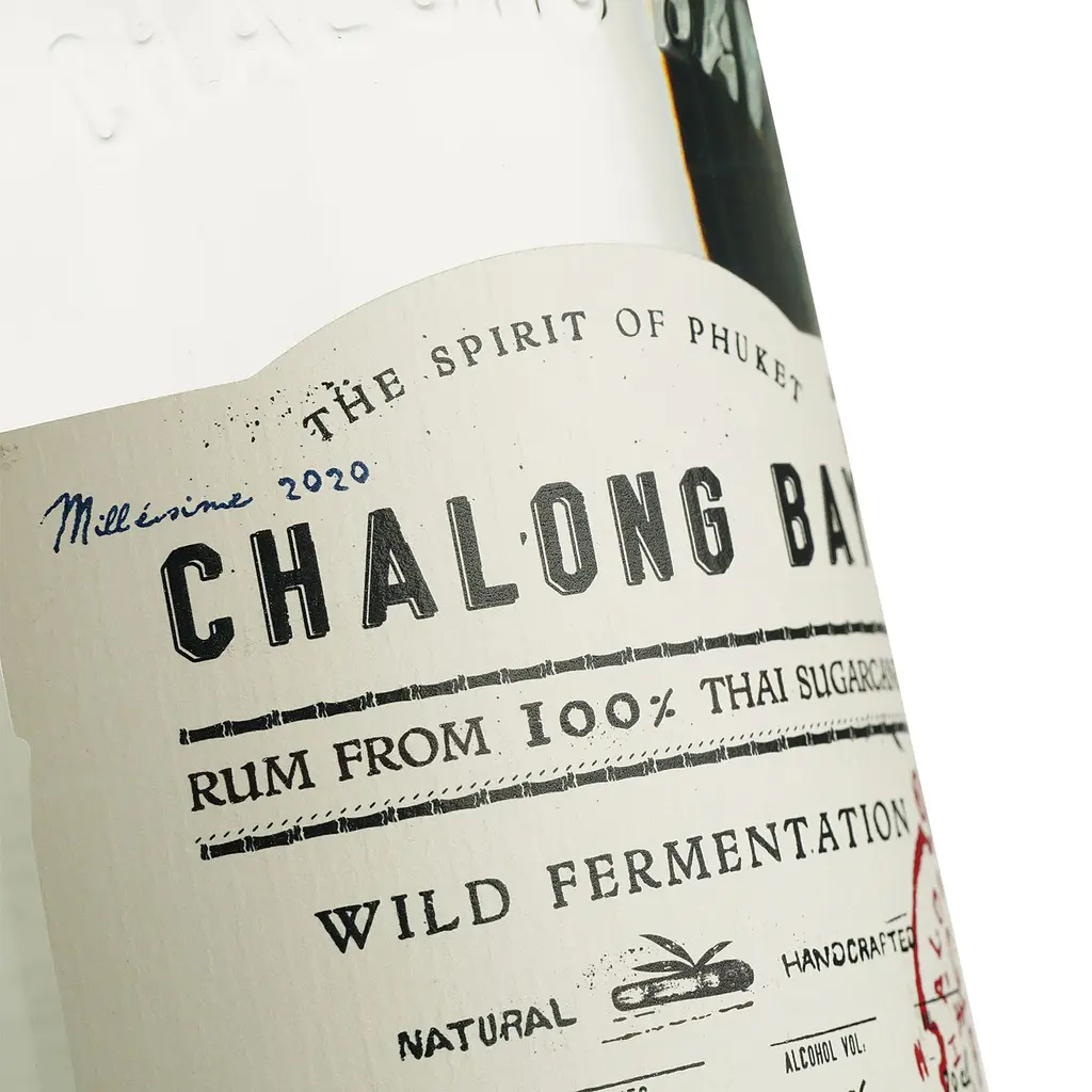 Ром Chalong Bay Bay Wild Fermentation 49% 0.7 л - фото 5