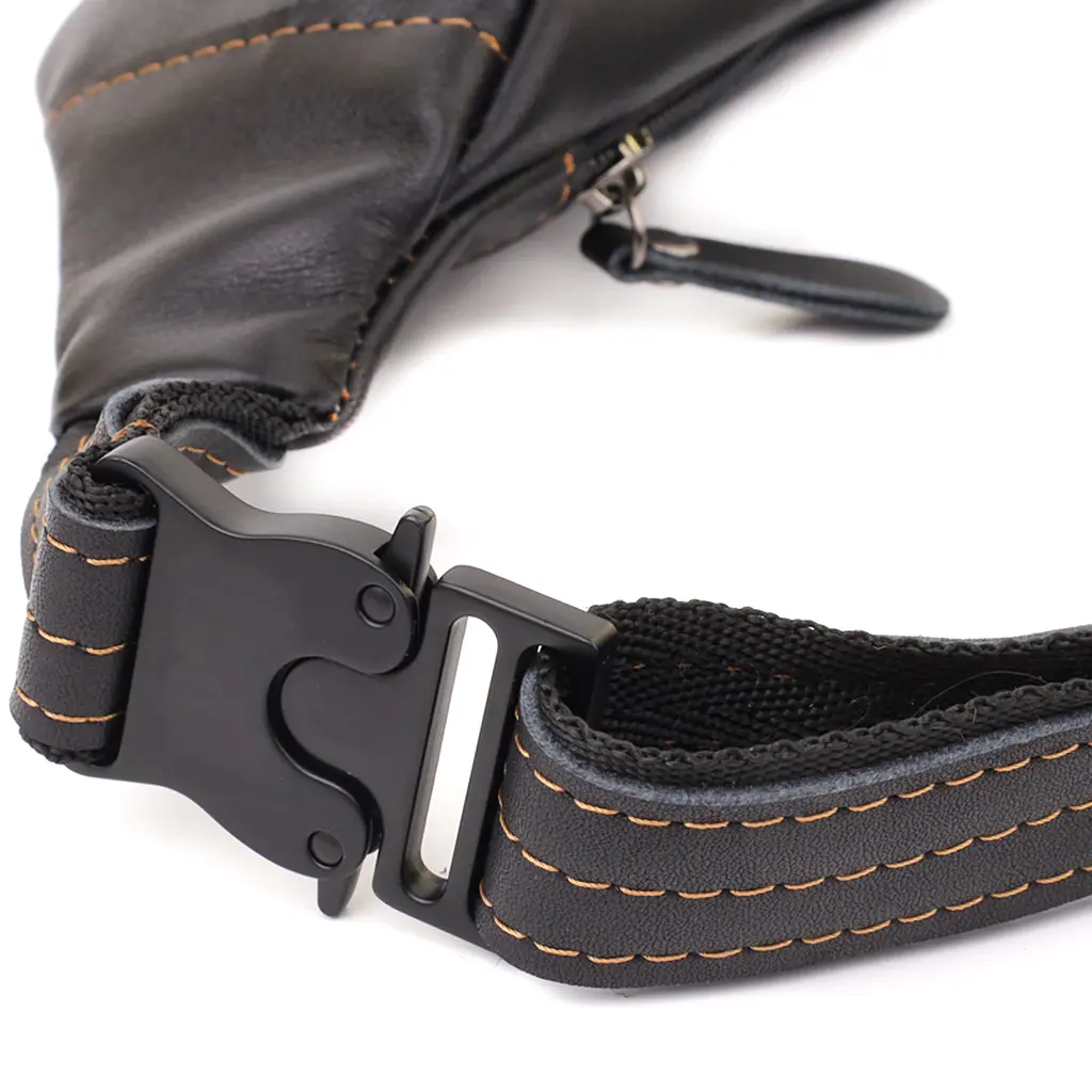 Сумка-бананка SHVIGEL 23125 34х12х4 см Чорний - фото 6