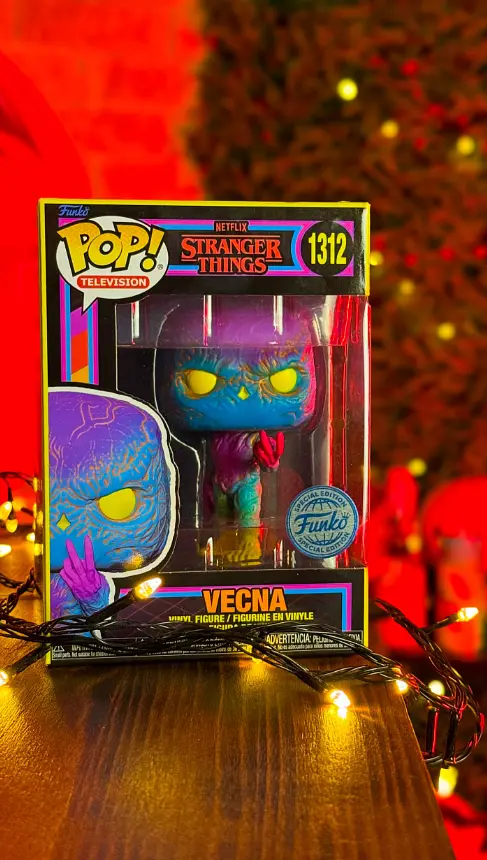 Игровая фигурка Funko POP! серии Странные Чудеса 4 - Векна (Black Light) - фото 3