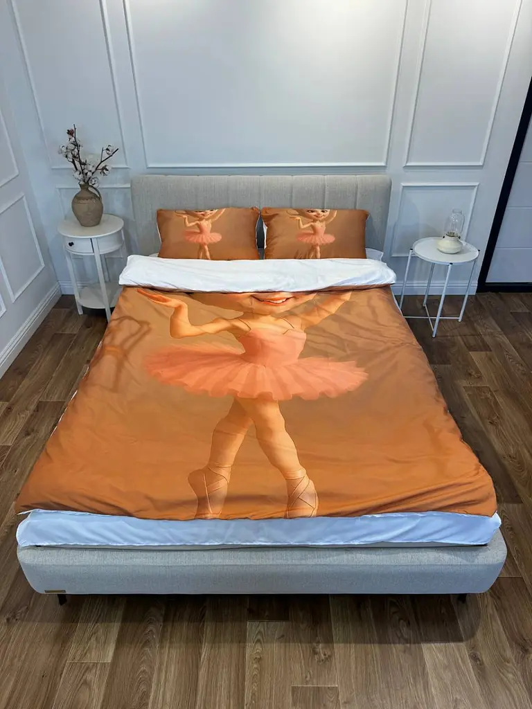Постільна білизна 3D Ballerina Cappuccino полуторна мікросатин 150×215 см - фото 2