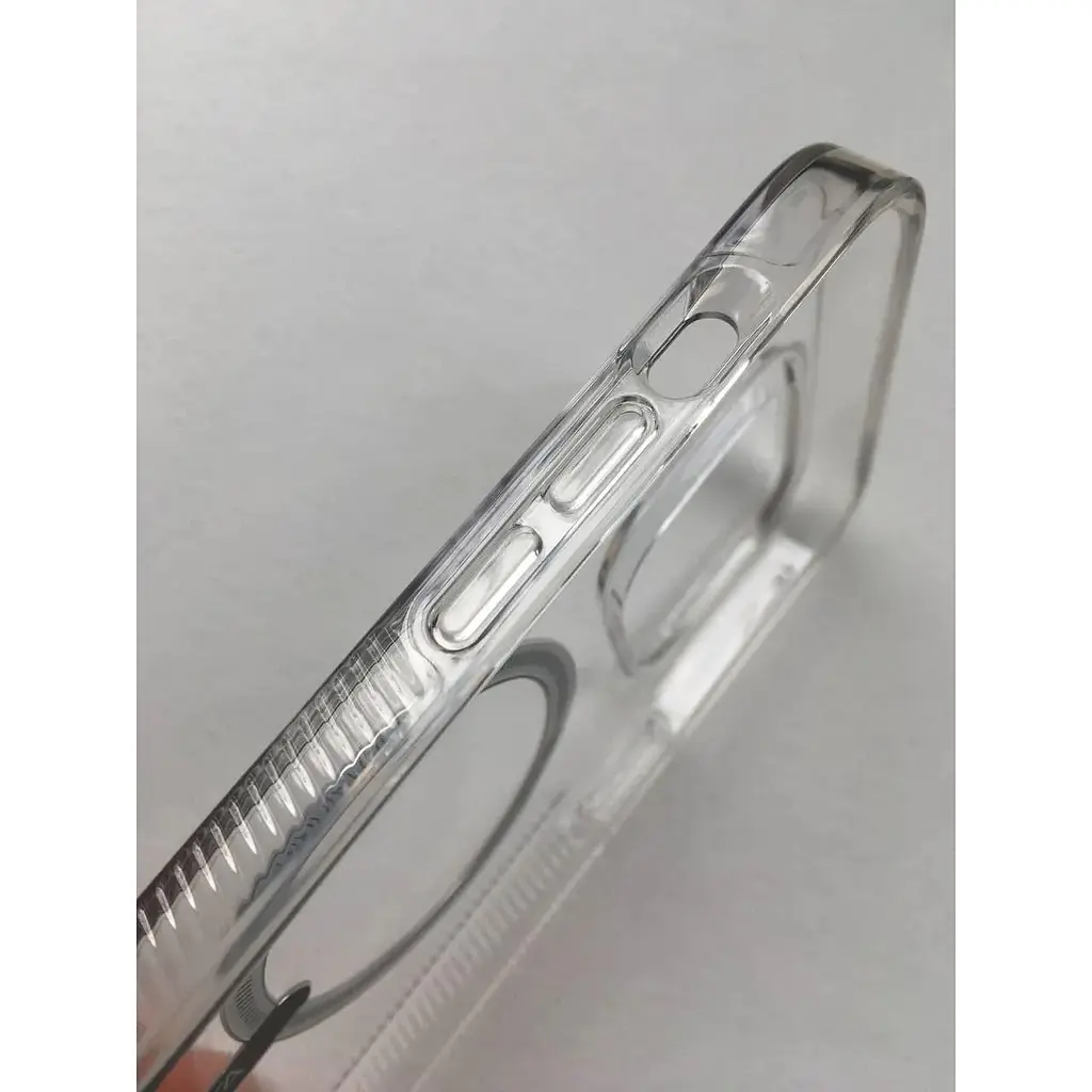 Оригинальный противоударный чехол Gear4 Crystal Palace MagSafe для iPhone 14 Pro Max (6.7") Прозрачный - фото 9