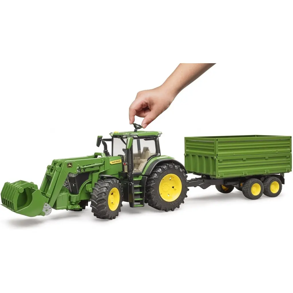 Масштабна модель автомобіля Bruder трактор John Deere 7R 350 з навантажувачем та причепом (03155) - фото 2