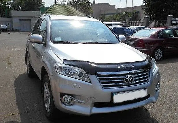 Дефлектор капоту мухобійка Toyota RAV4 2009-2012 (Vip Tuning) TYA54 - фото 2