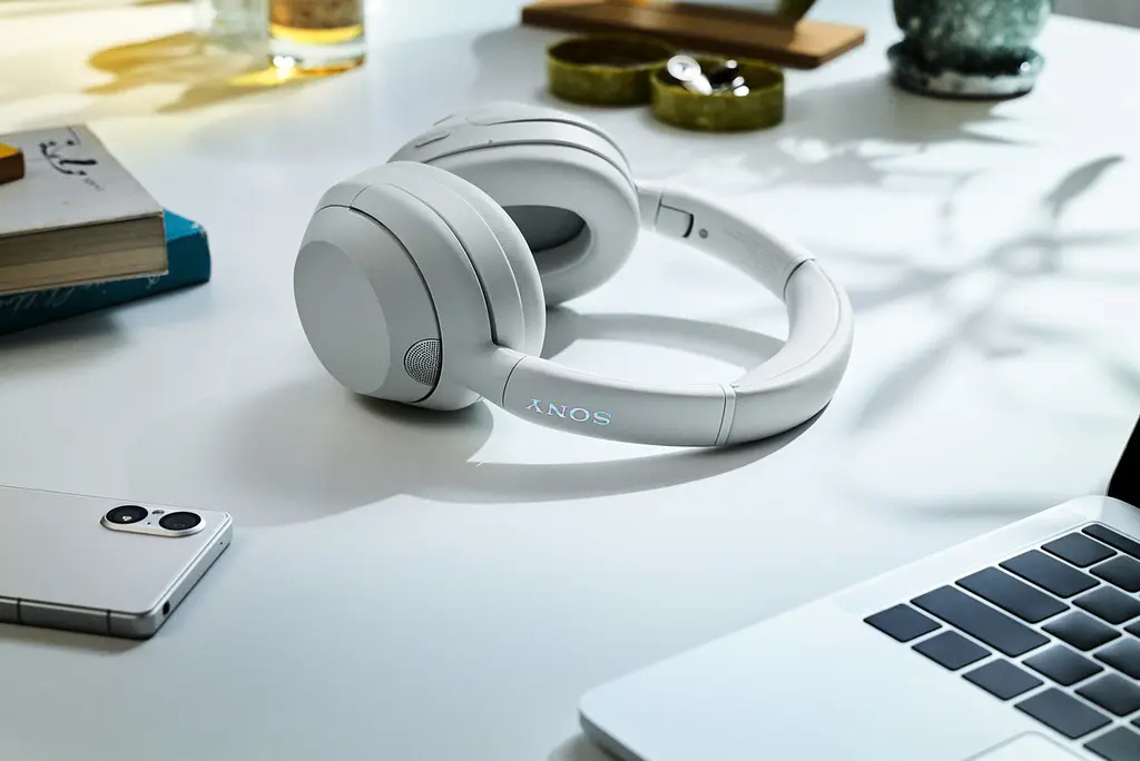 Навушники Sony Over-ear ULT WEAR BT 5.2 ANC AAC LDAC Wireless Mic Білий (WHULT900NW.CE7) - фото 2