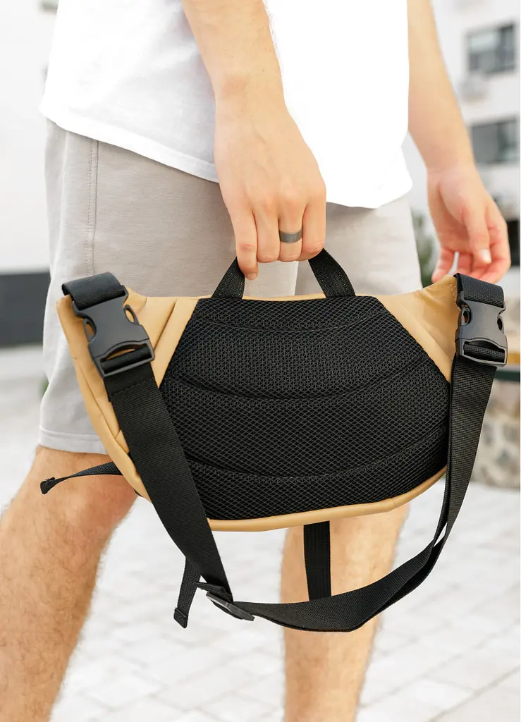 Велика чоловіча сумка бананка Sambag DynamicDart бежева 38 × 21 × 7 см (80411026m) - фото 6