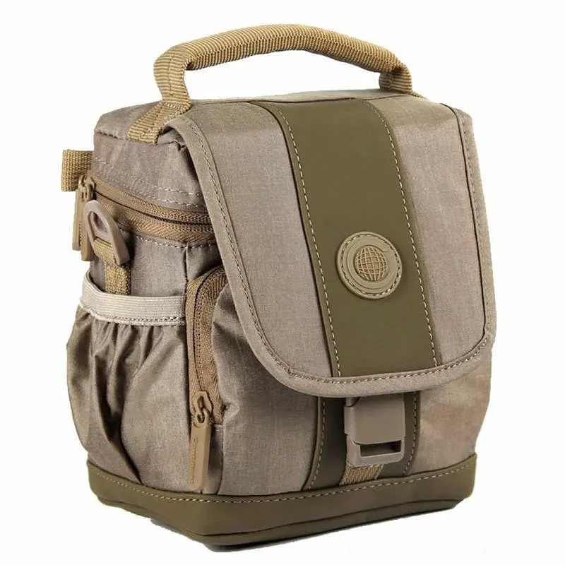 Наплічна сумка з відділом для фотокамери Continent 13х18,5х17 см sum0026850