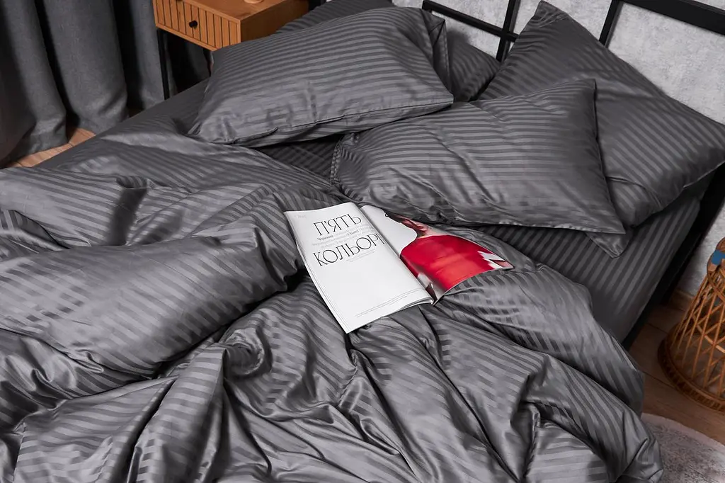 Комплект постільної білизни Moon&Star Satin Stripe Stripe Black полуторний 143х210 наволочки 2х40х60 - фото 5
