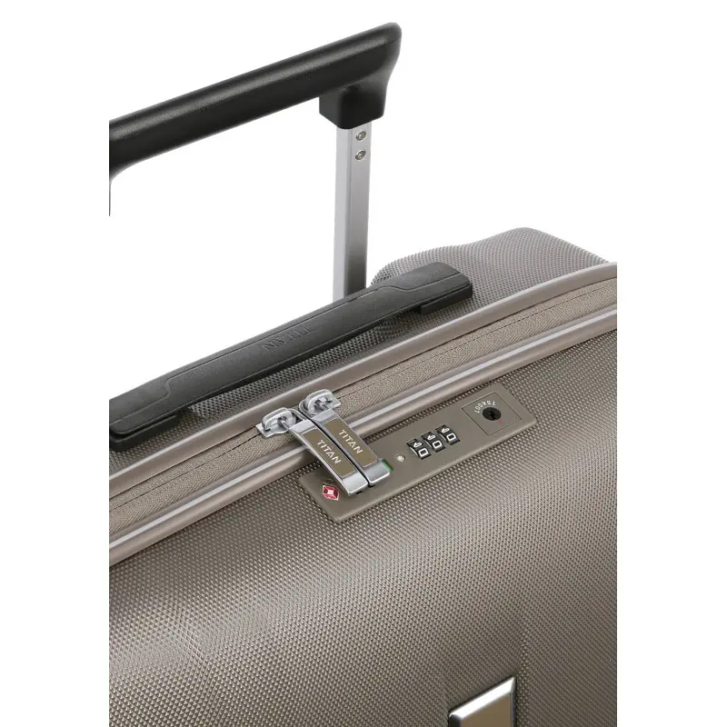 Валіза Titan Xenon 19 на 4 колесах S з USB Champagne (Ti849406-40) - фото 7