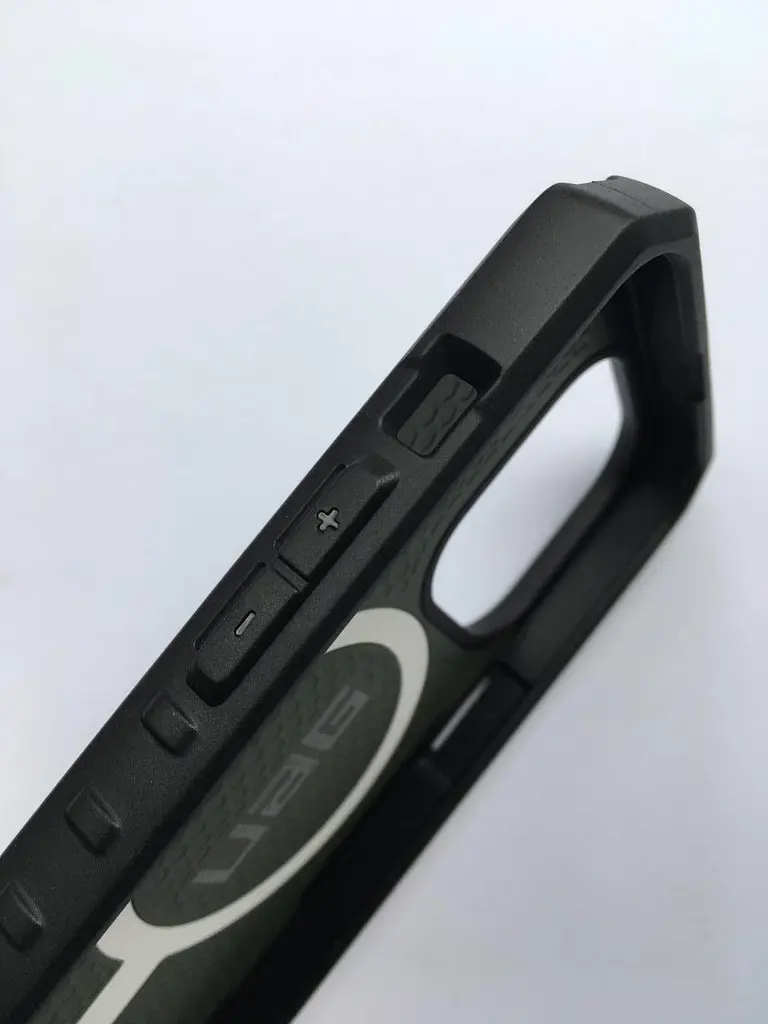 Чохол протиударний UAG Pathfinder MagSafe (Original) 114055117272 для iPhone 14 Pro Max (6.7") Olive - фото 2